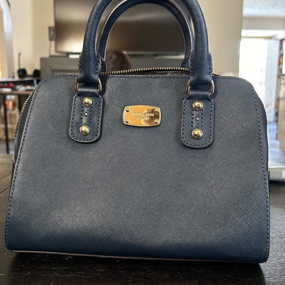Like New Michael Kors Saffiano Small Satchel Navy Blue